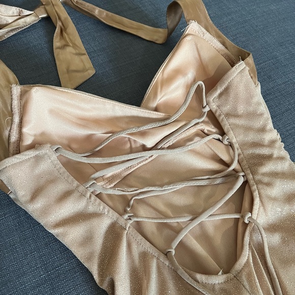 Gold Sparkle Glitter Shimmer Floor Length Gown Dress w. Halter, Lace-Up Back - Picture 3 of 12